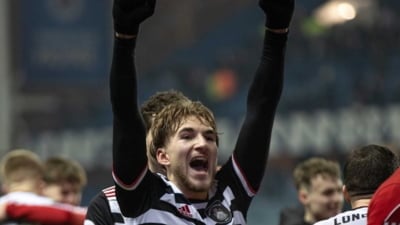 Un român i-a făcut de rușine pe Ianis și colegii lui de la Rangers