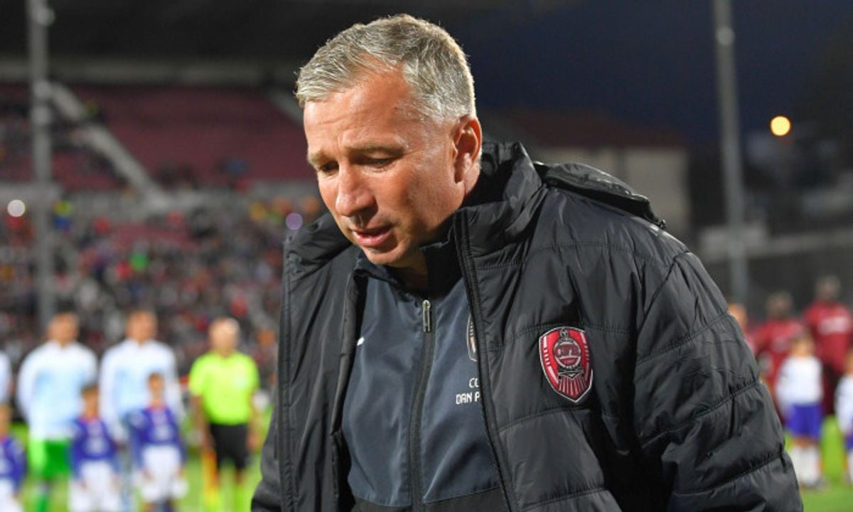  Neluțu Varga către Dan Petrescu: Plângăciosule!
