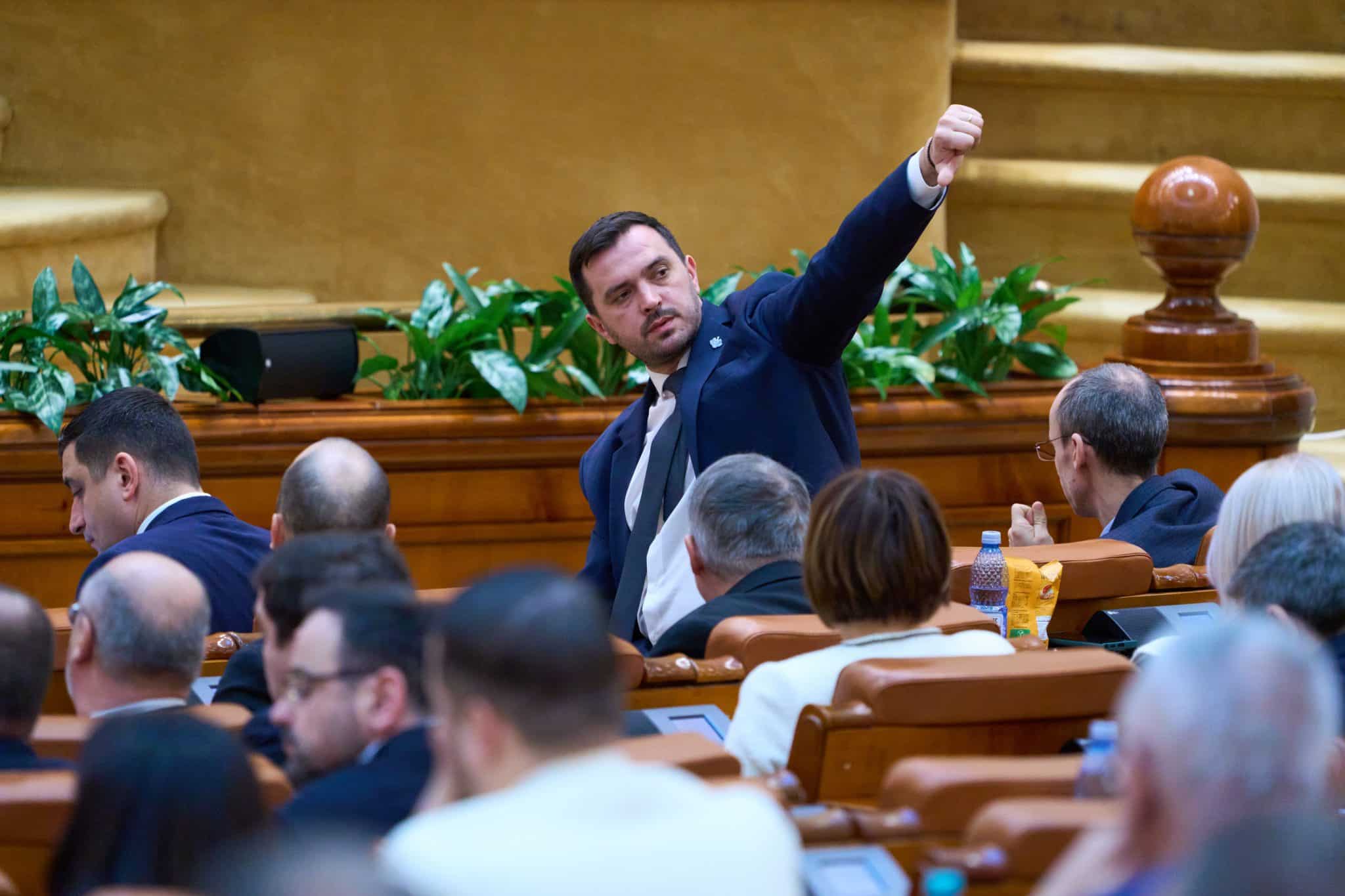 Mihai Enache, liderul deputaților AUR: Marcel Ciolacu și camarila sa încearcă o ultimă sfidare a poporului român!