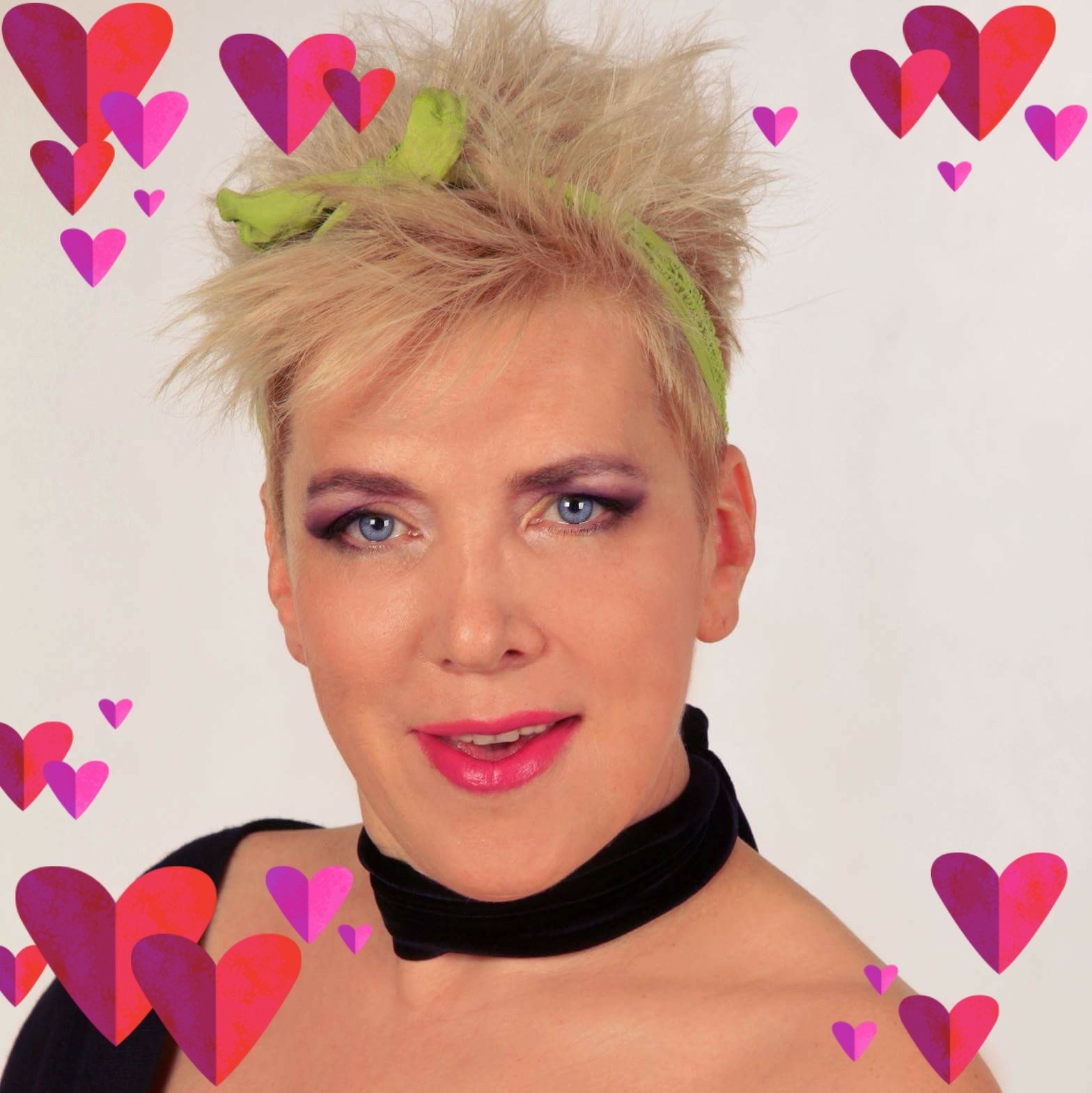 Ce-a pățit cântăreața Silvia Dumitrescu, care-l susține pe Călin Georgescu