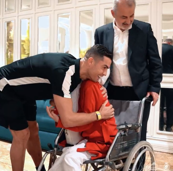  Cristiano Ronaldo ar putea fi biciuit în Iran