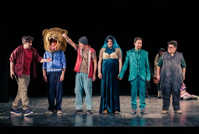 Un vis de comedie pe scenă