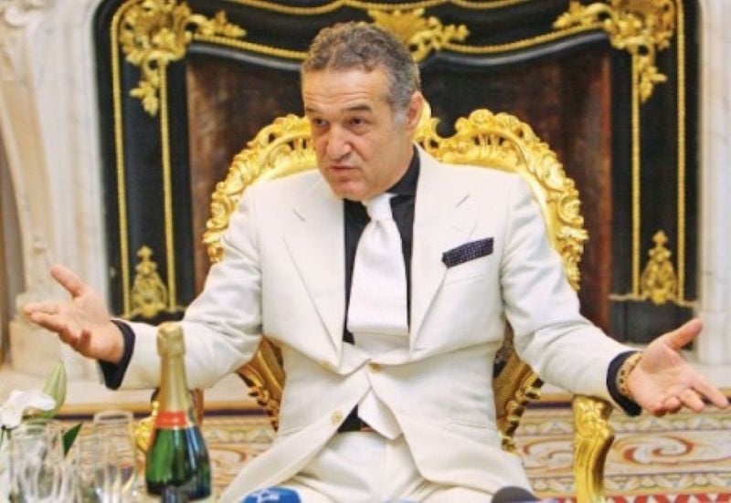 Becali spune că e bună decizia CCR. ”Să-mi știe toată lumea averea?”