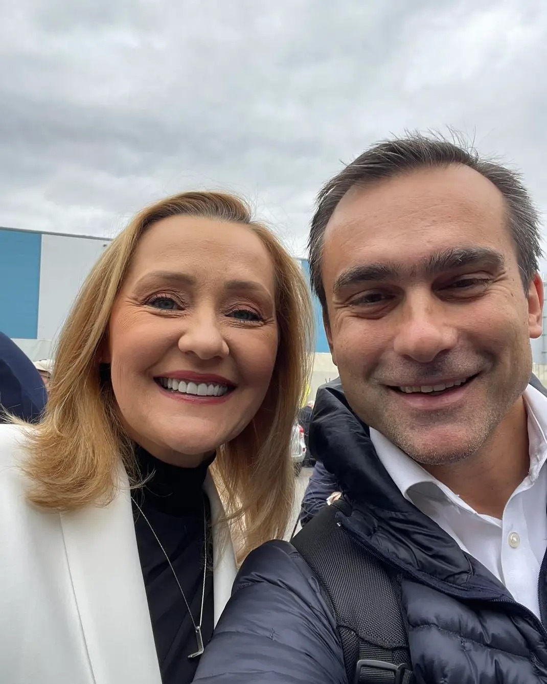 Tensiunile din USR: „E trist când cineva îţi trage un glonţ în genunchi”