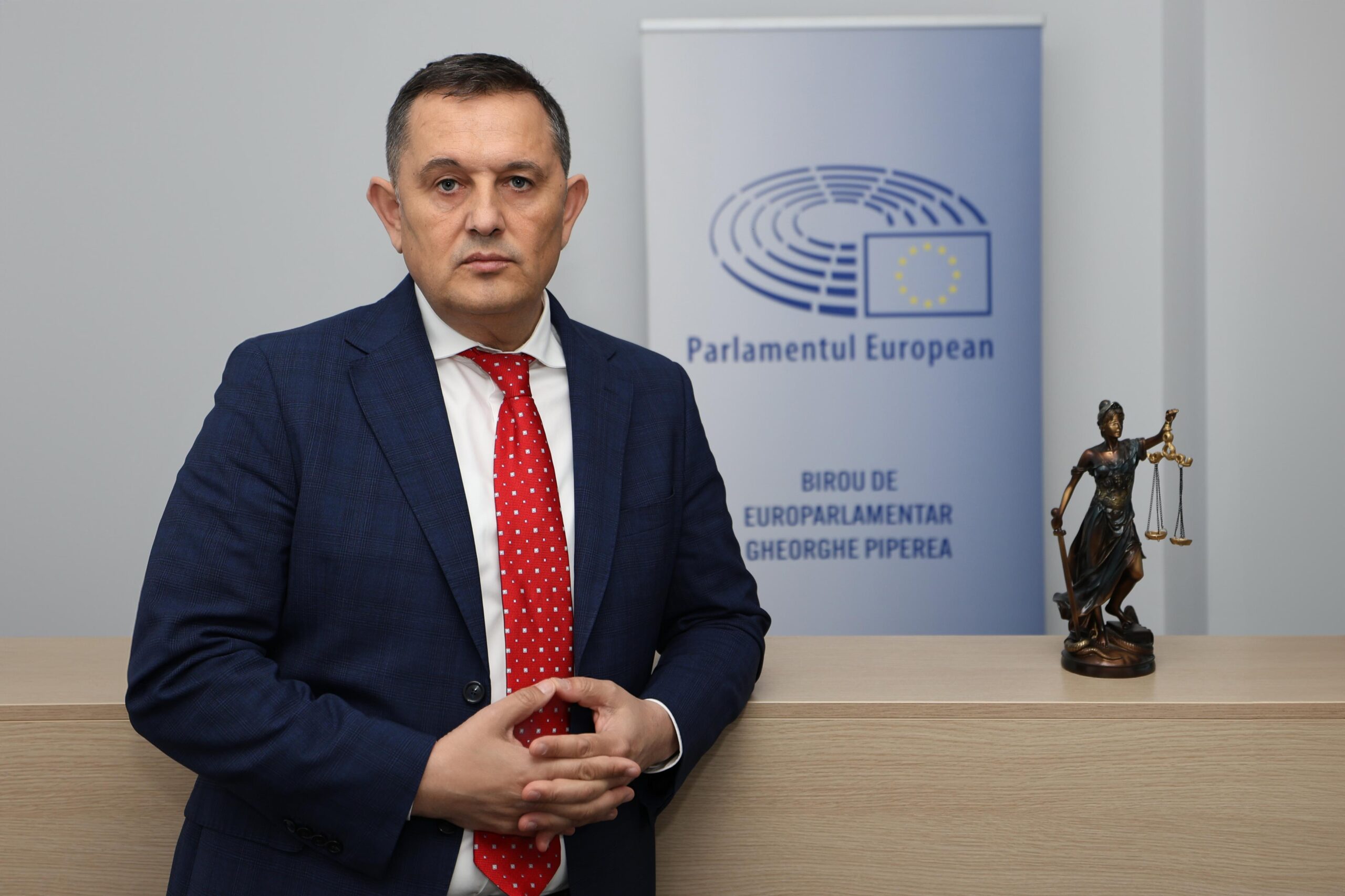 Gheorghe Piperea: UE se autodistruge. Redevenim natural fiii ploii