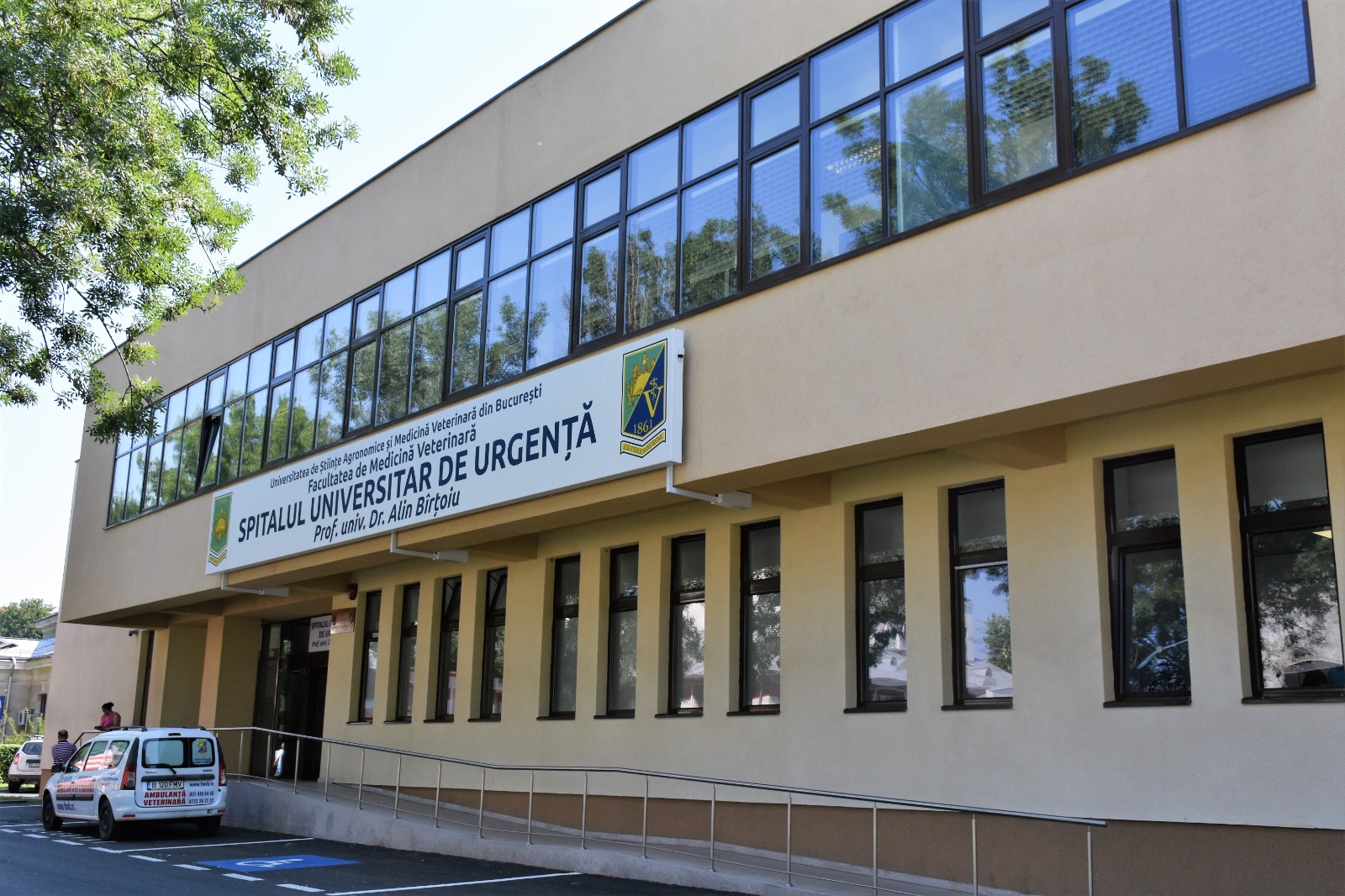 Altă lume la Medicină Veterinară