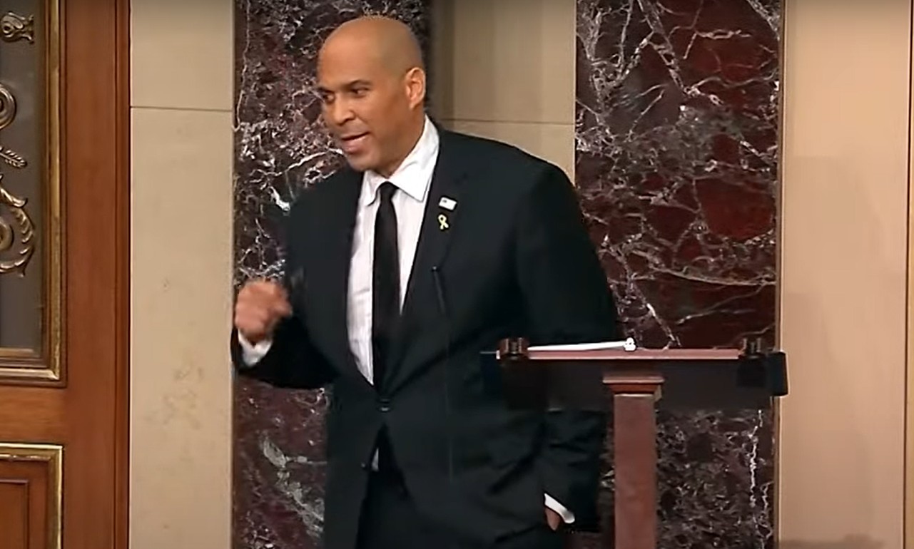 A vorbit în Senat 25 de ore continuu