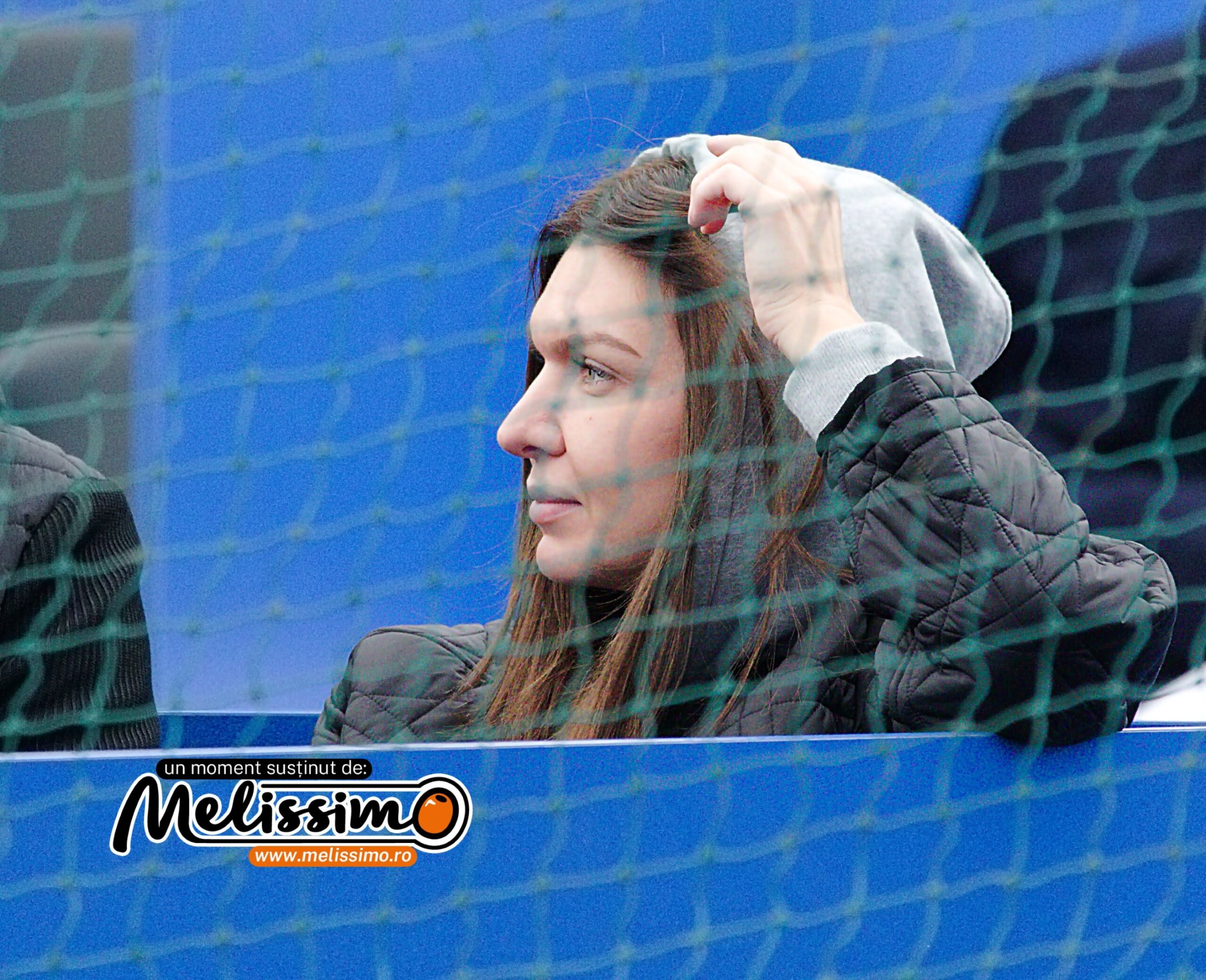 Simona Halep în tribună la Țiriac Open