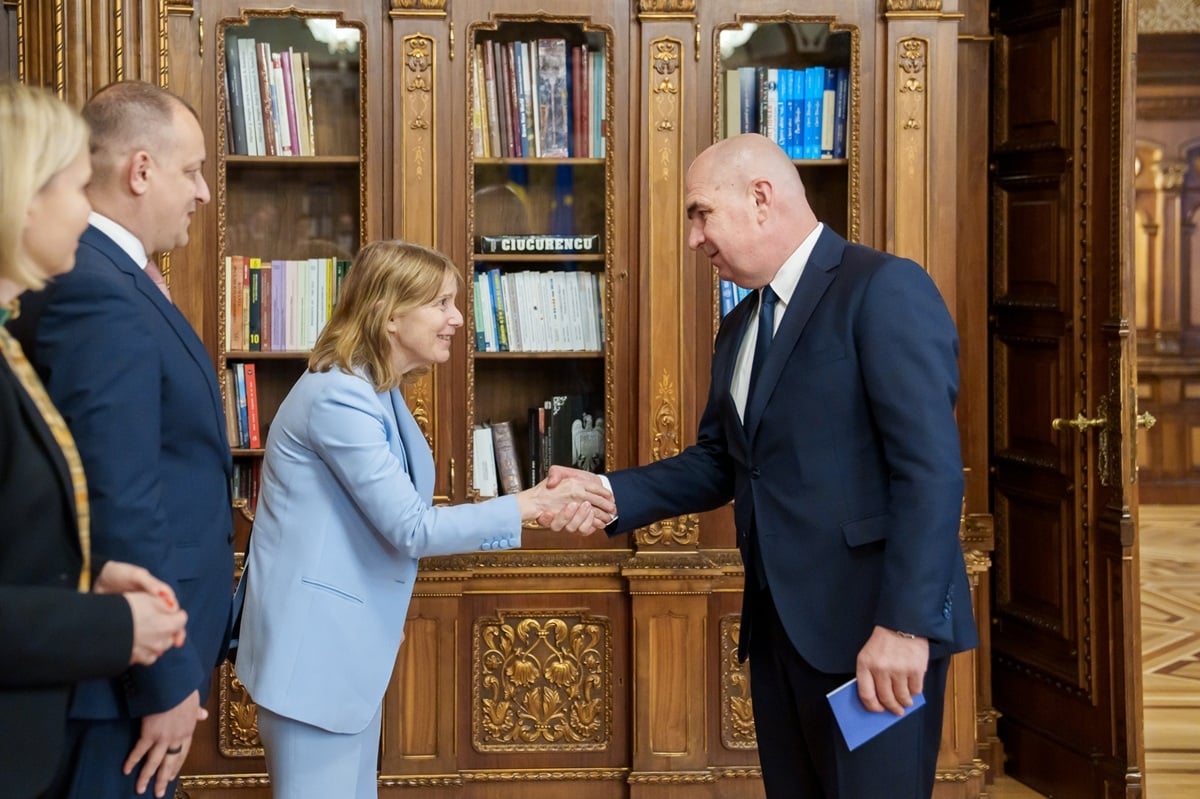 Ambasadoarea SUA a mers la Cotroceni. Avertismentul la adresa României