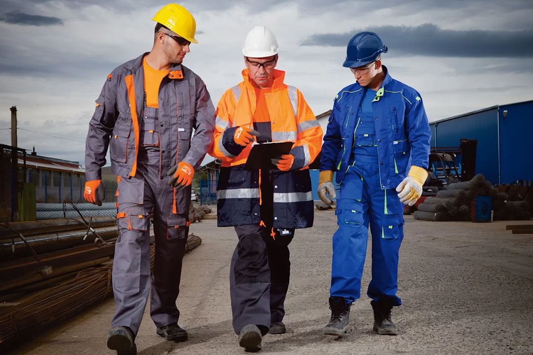 Echipamente de protecție a muncii: Cât te costă cu adevărat dacă nu le porți?