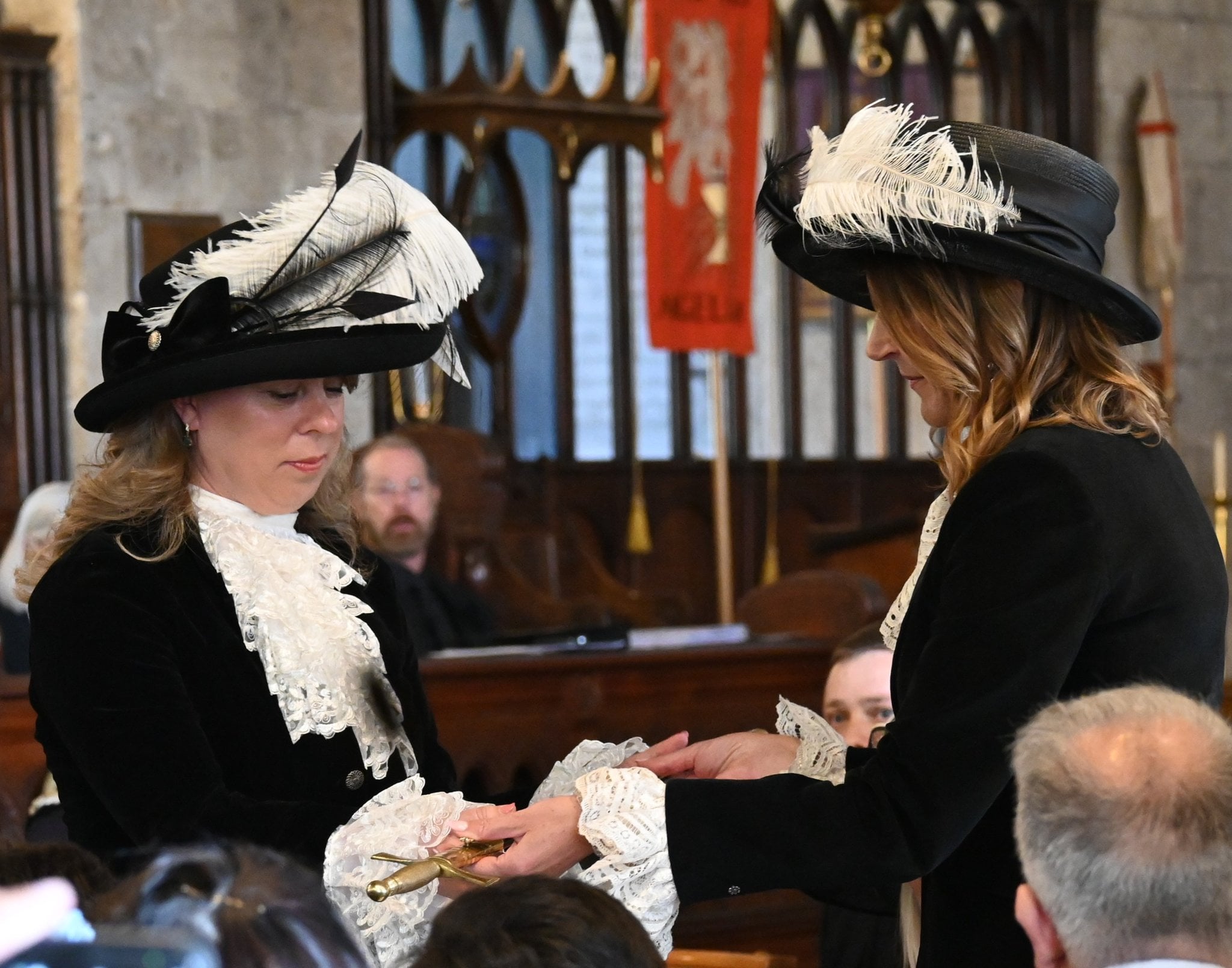 Premieră. Prima româncă învestită High Sheriff în Marea Britanie (video)