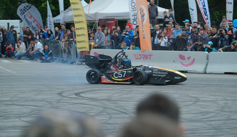 Cea mai spectaculoasă expoziție de automobile