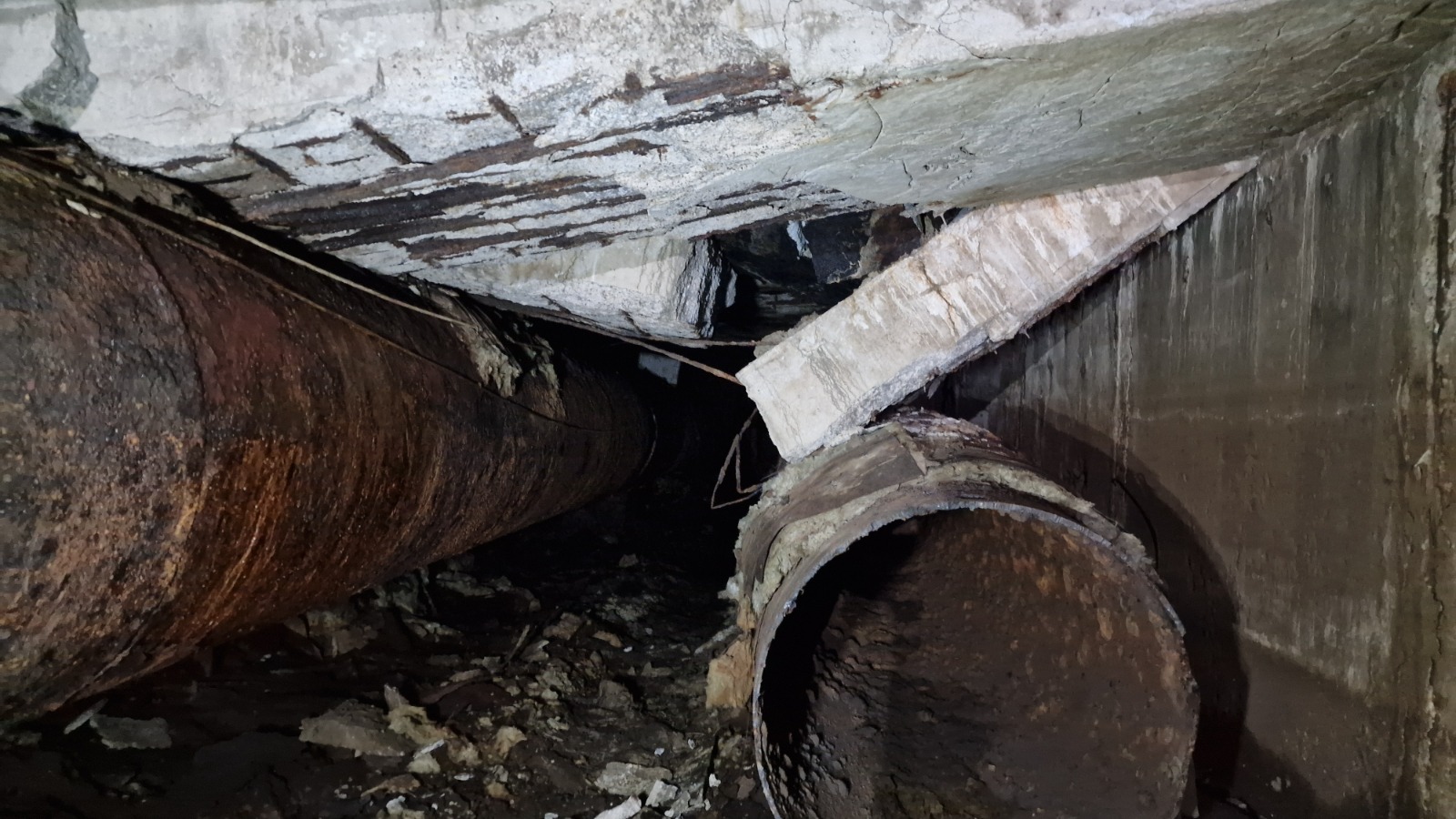 Noi tasări din zona „Piața Unirii” pun în pericol traficul rutier!