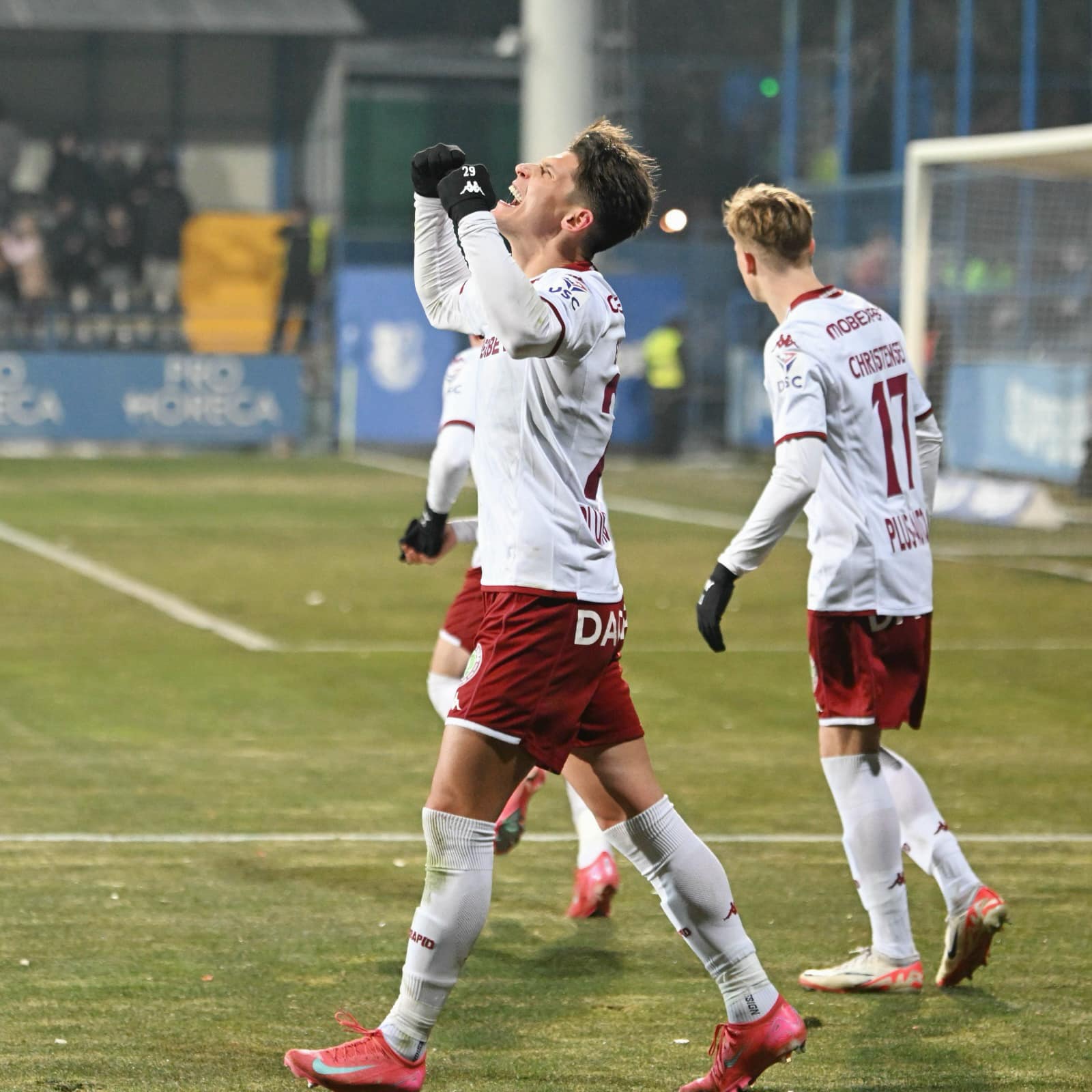 Surprizele lui Lucescu pentru meciul cu Austria