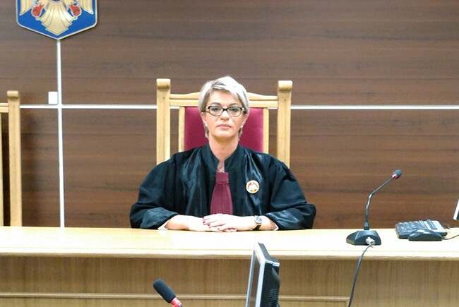 Drama judecătoarei care s-a sinucis. Cum au descoperit-o