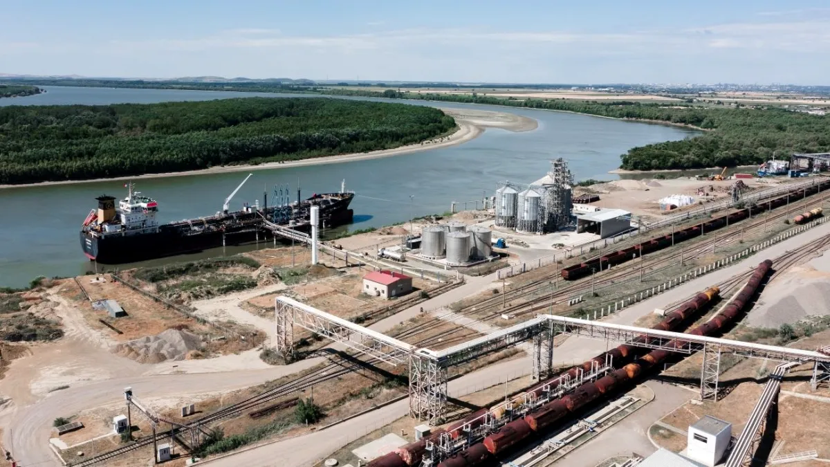 România s-a înscris în cursa pentru achiziția singurului port al Moldovei