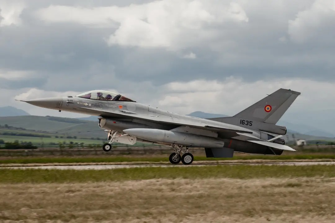 Încă două aeronave F-16 în dotarea Armatei române