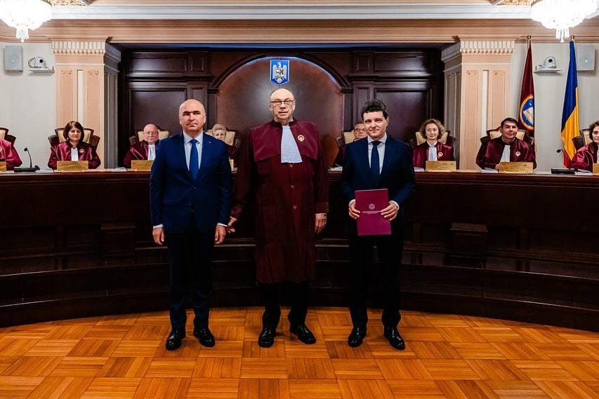 Nicușor Dan a preluat mandatul de președinte al României (video)