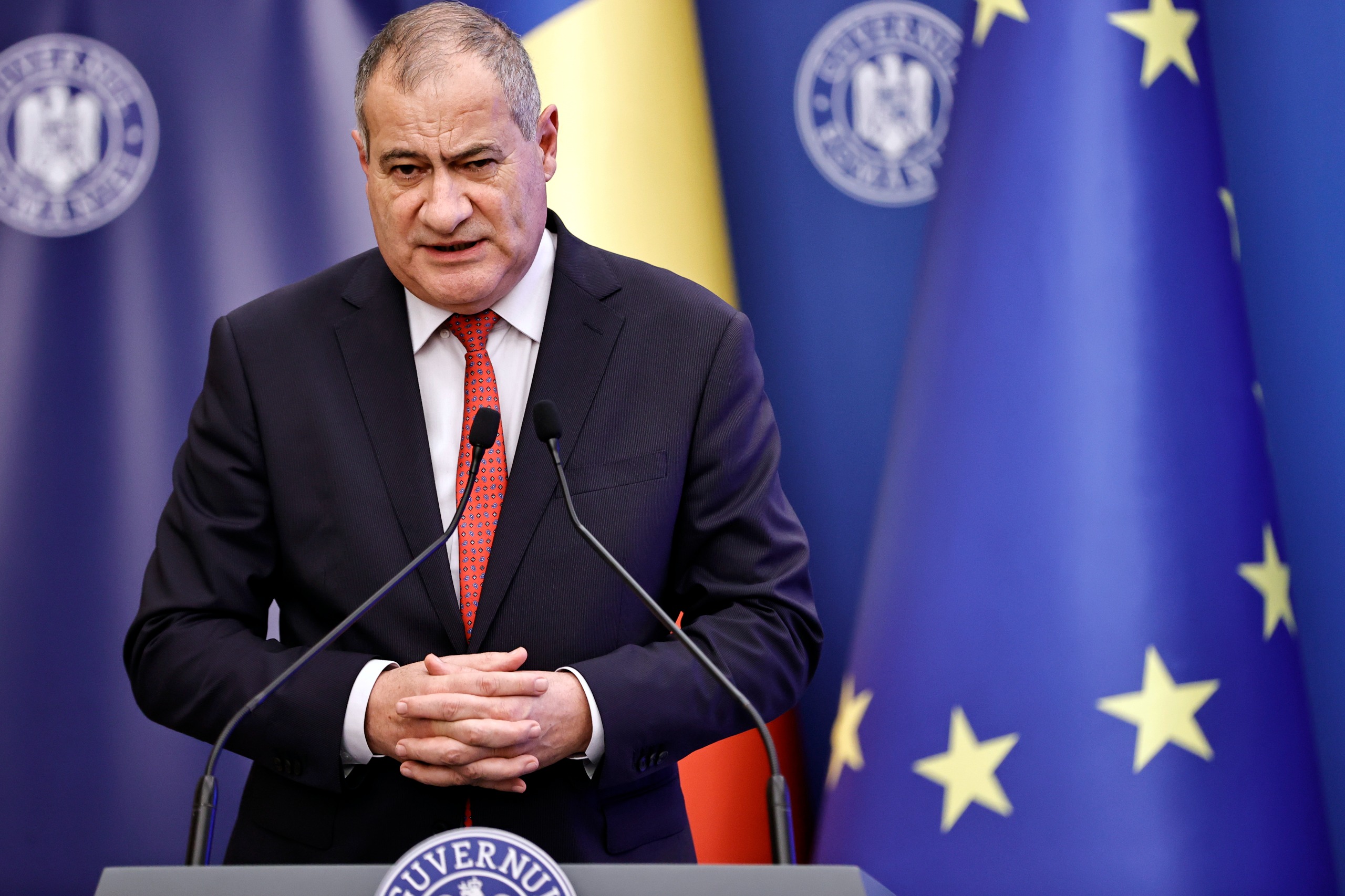 Social democrații evită răspunsul despre Bolojan