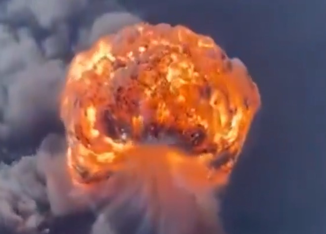 Explozie mortală la o uzină chimică (video)