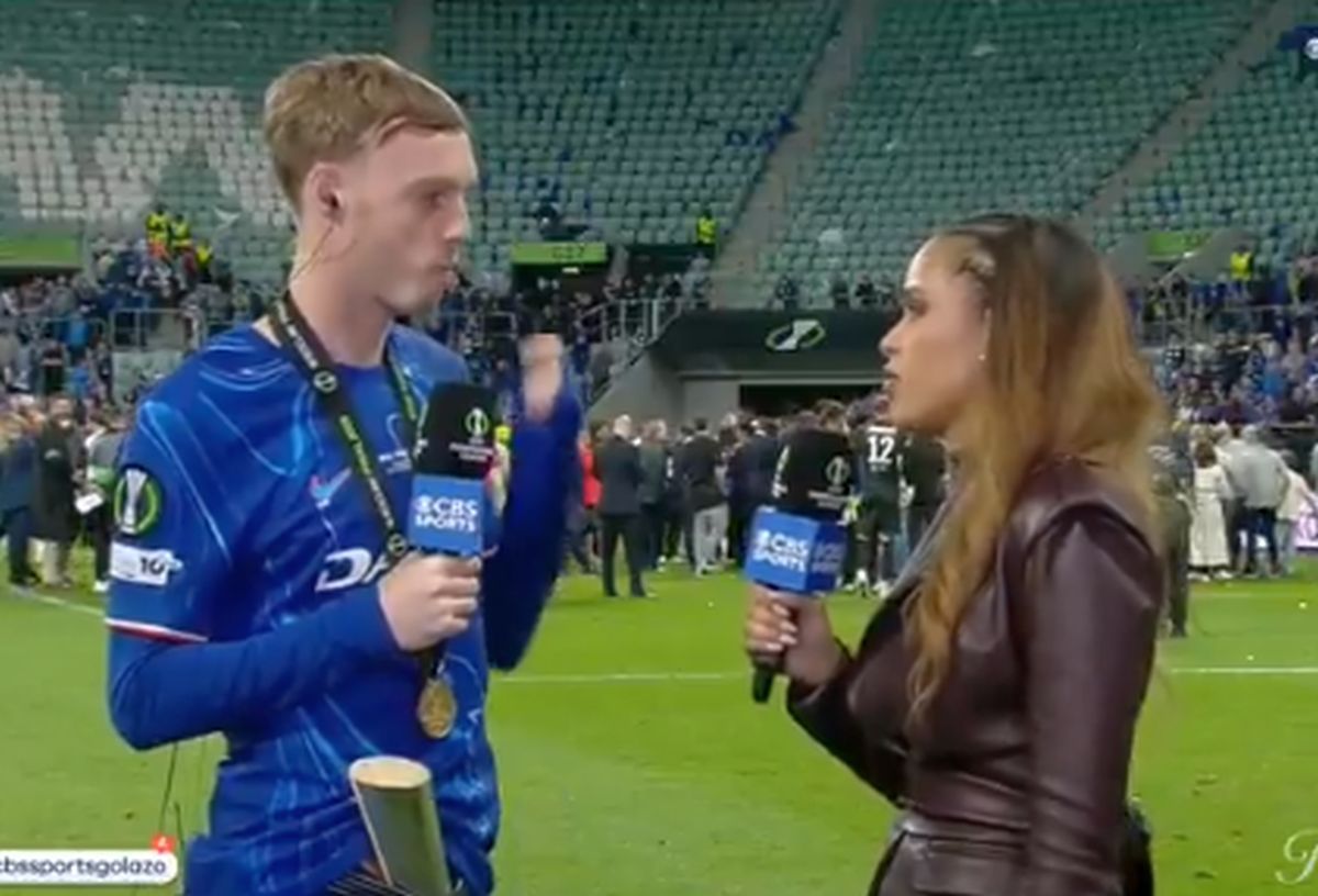 Jucătorul finalei, interviu cu trofeul în pantaloni