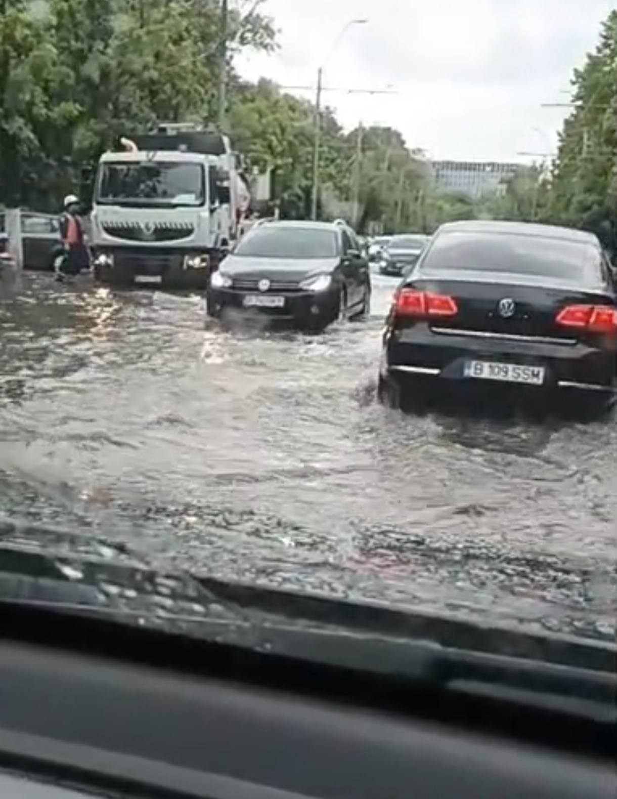 RO-ALERT de ploi torențiale în București