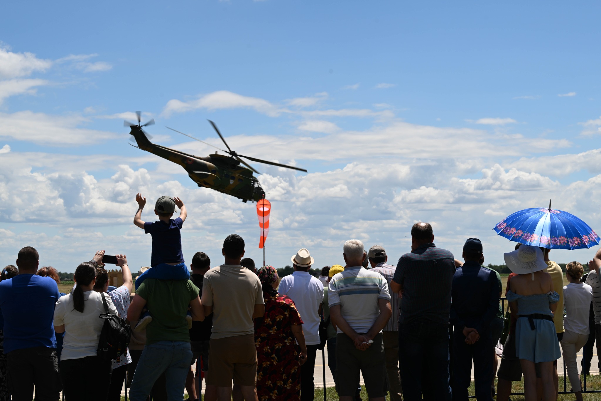Celebru miting aviatic, amânat