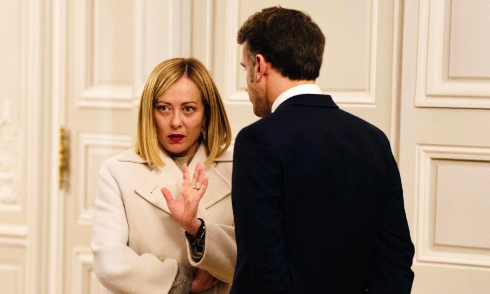 Macron, reconciliation dinner with Giorgia Meloni