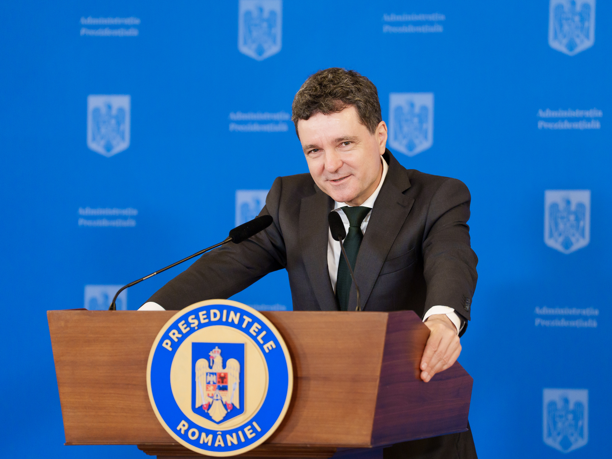 Nicușor, în fața unei noi premiere