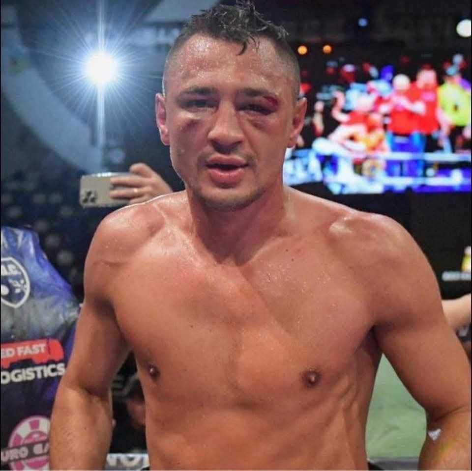 ”Cu lacrimi în ochi”, Flavius și-a anunțat retragerea