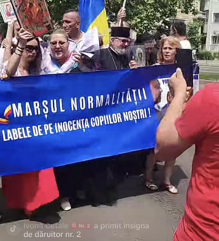 Marşul normalităţii, cu Șoșoacă dirijor: ”Bucureştiul nu-i Sodoma”
