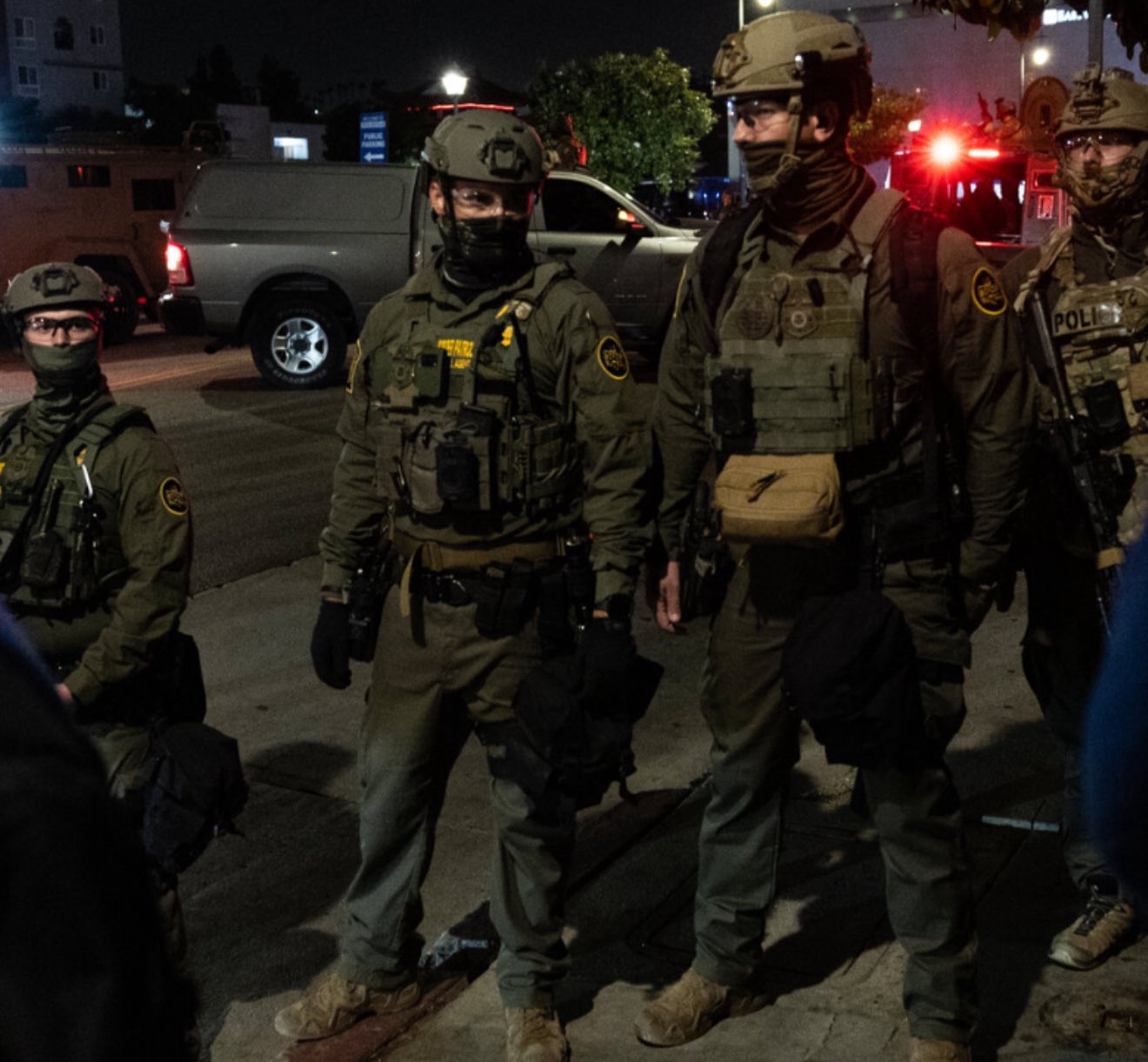 Los Angeles, un butoi cu pulbere. Trump:  „ADUCEȚI TRUPELE!!!”