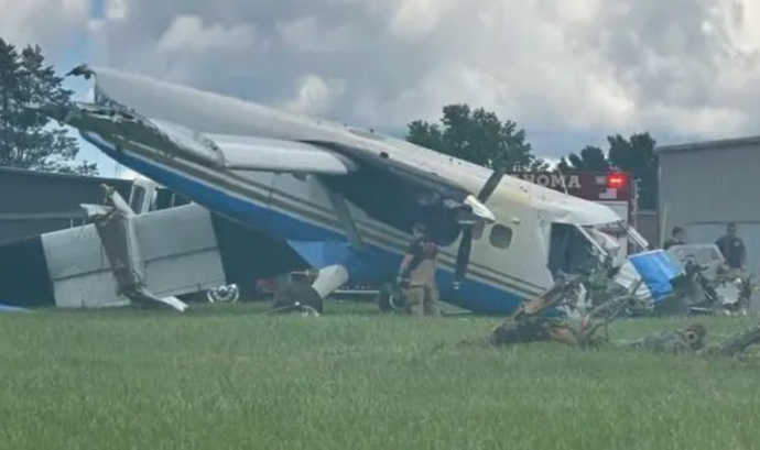 Avion prăbuşit. Miracol, toţi au supravieţuit