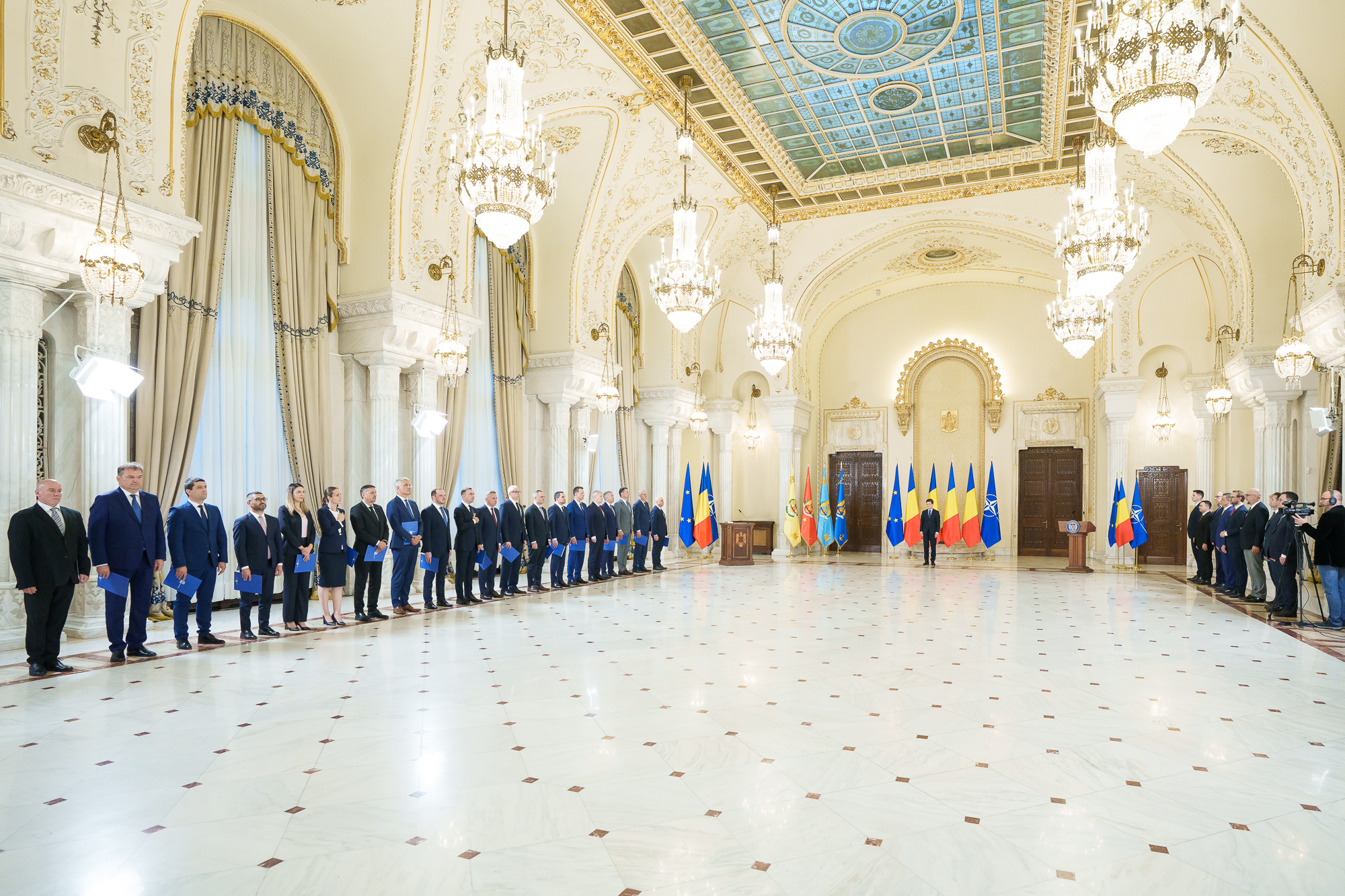 Guvernul Bolojan a depus jurământul (video)