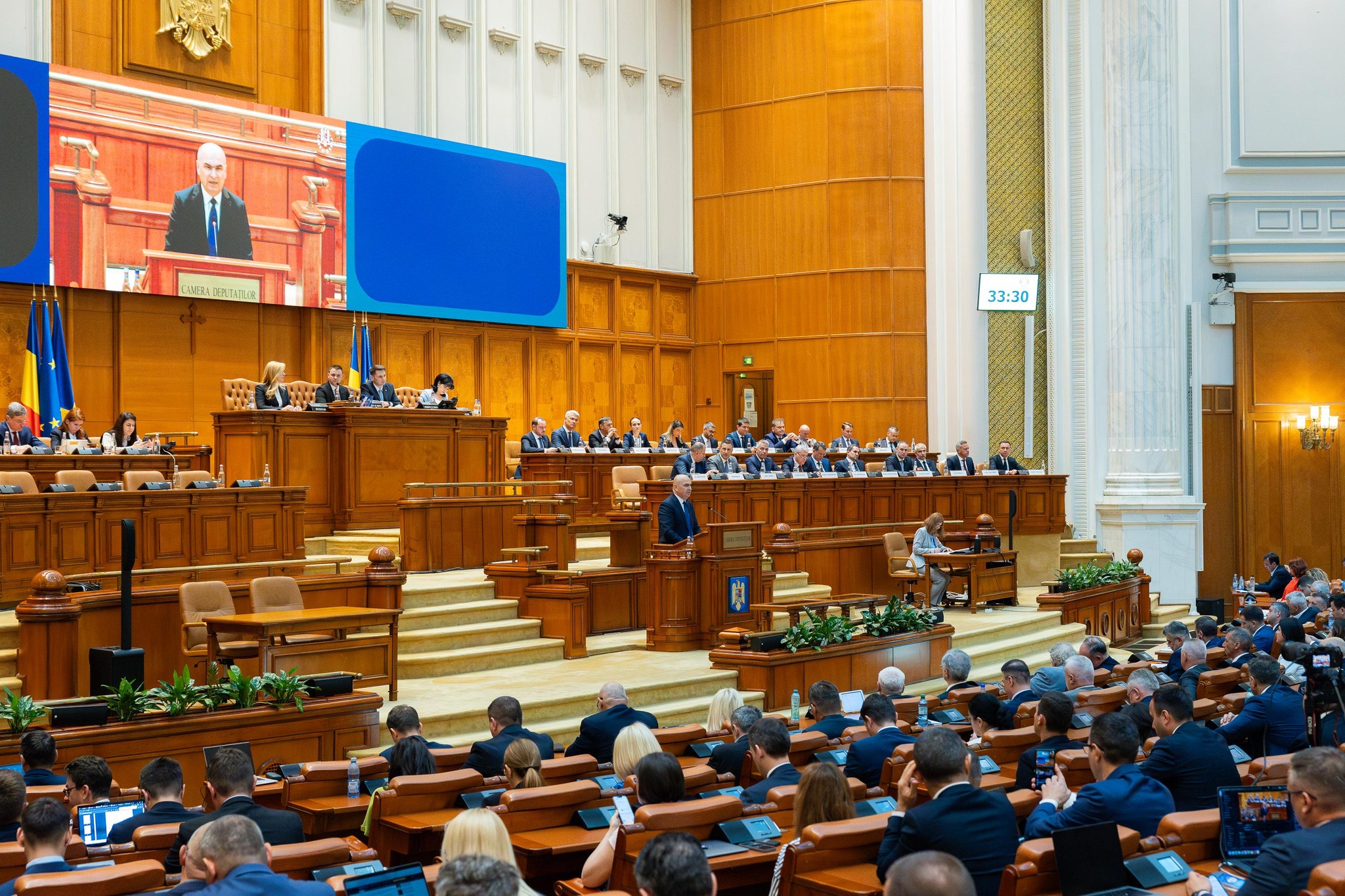 ZF: Oare este vorba de unul din cele mai slabe guverne din 1990 încoace?