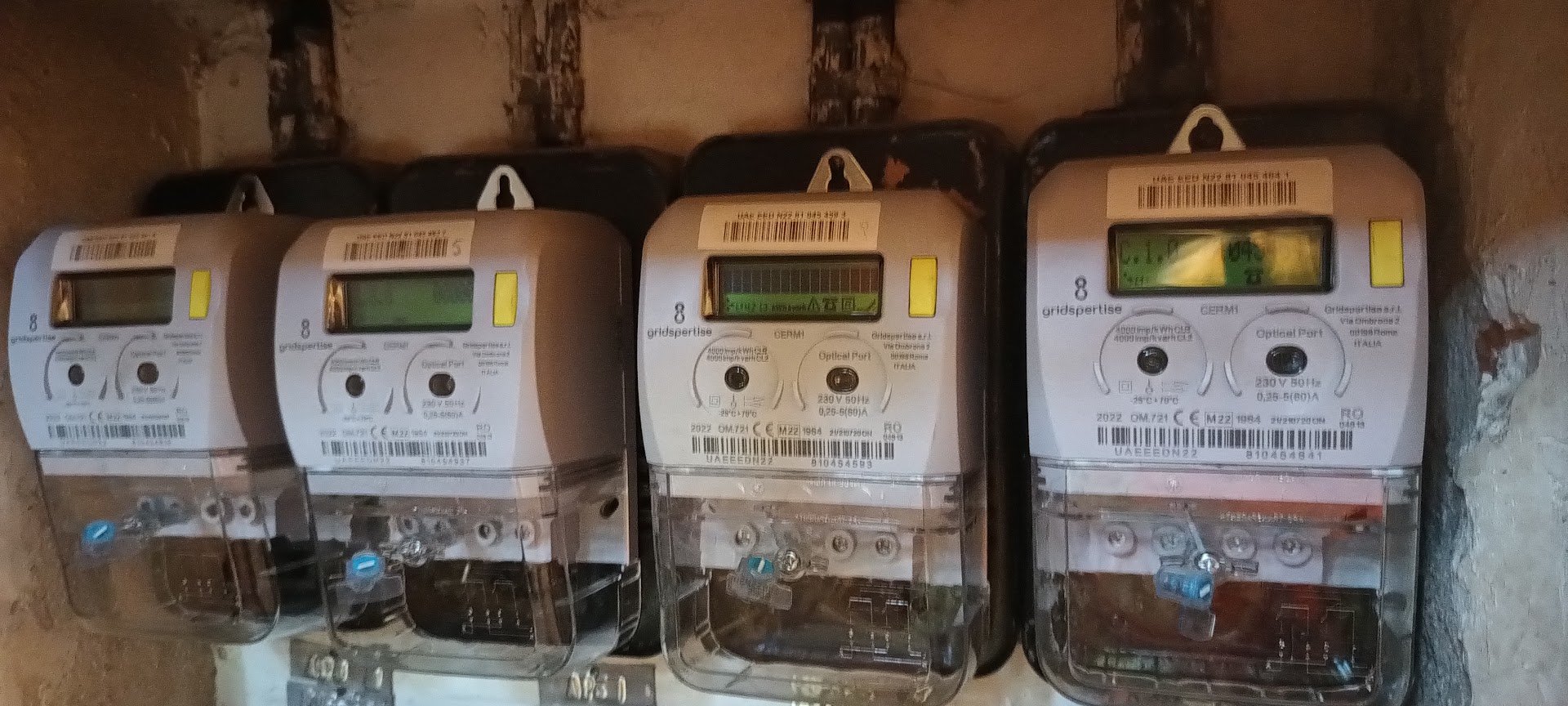 Românii trebuie să-și fotografieze indexul contorului