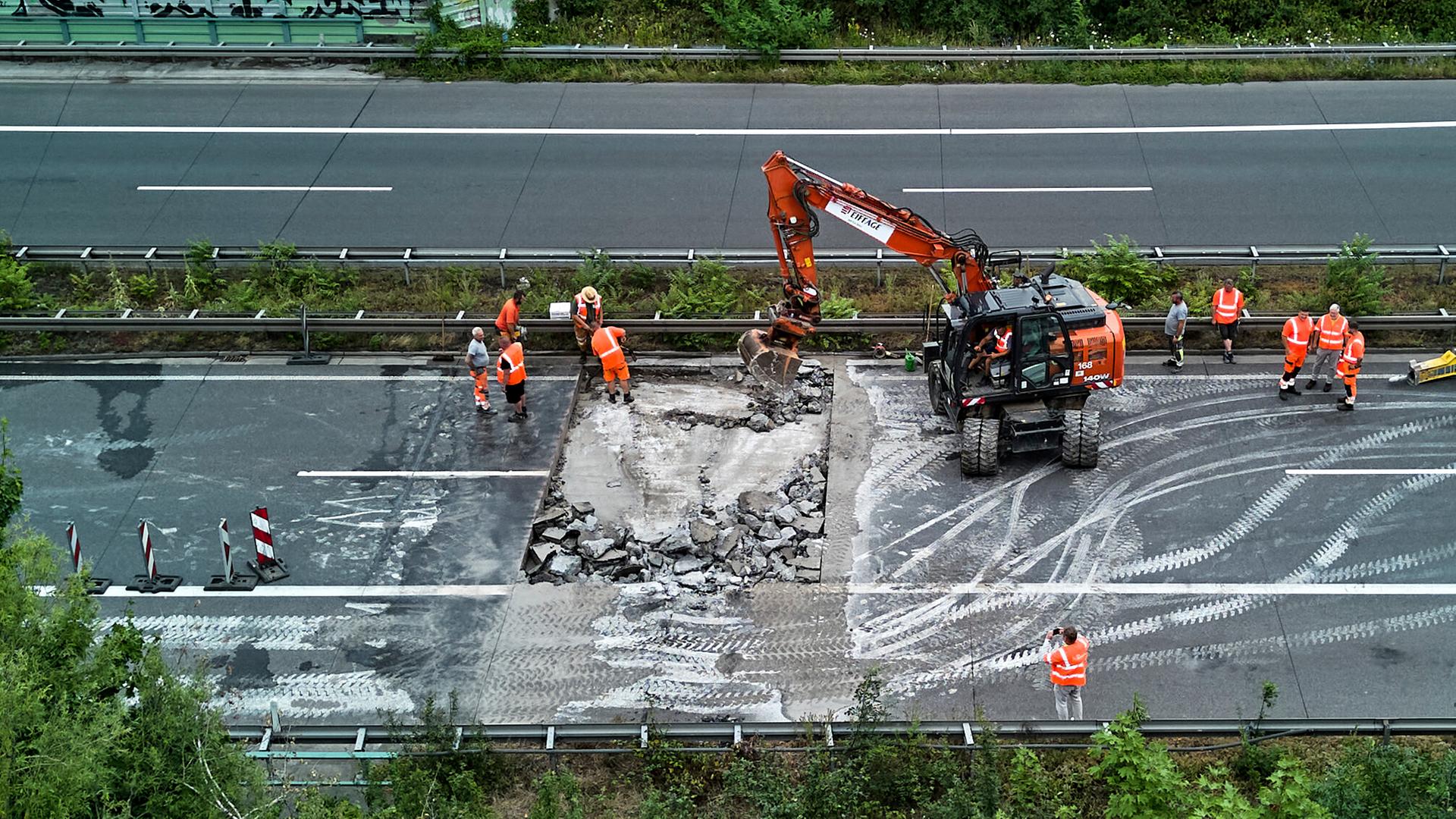Celebrele autostrăzi germane se crapă