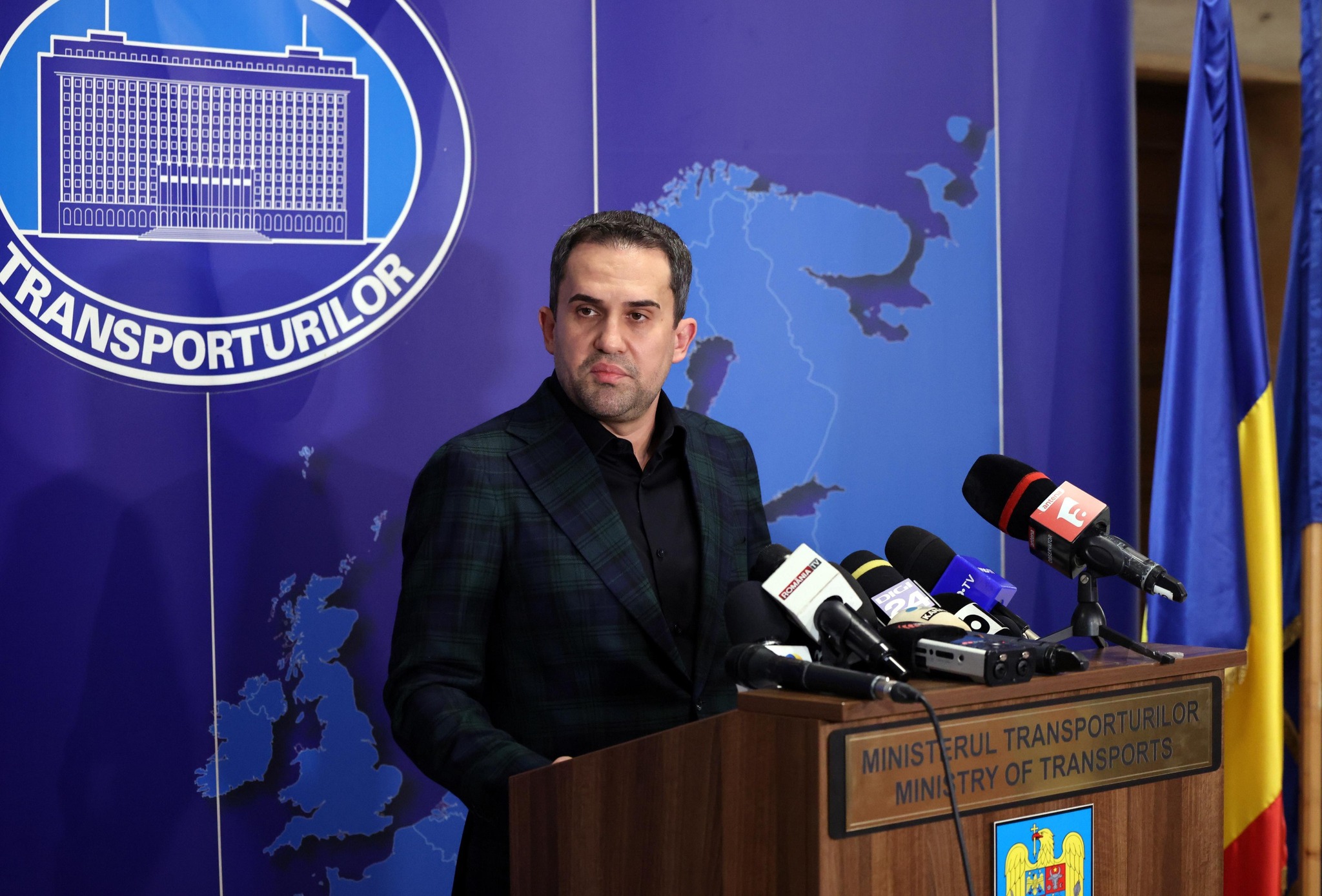 Întrecere în promisiuni la guvernare: „Nu voi tolera sinecurile”