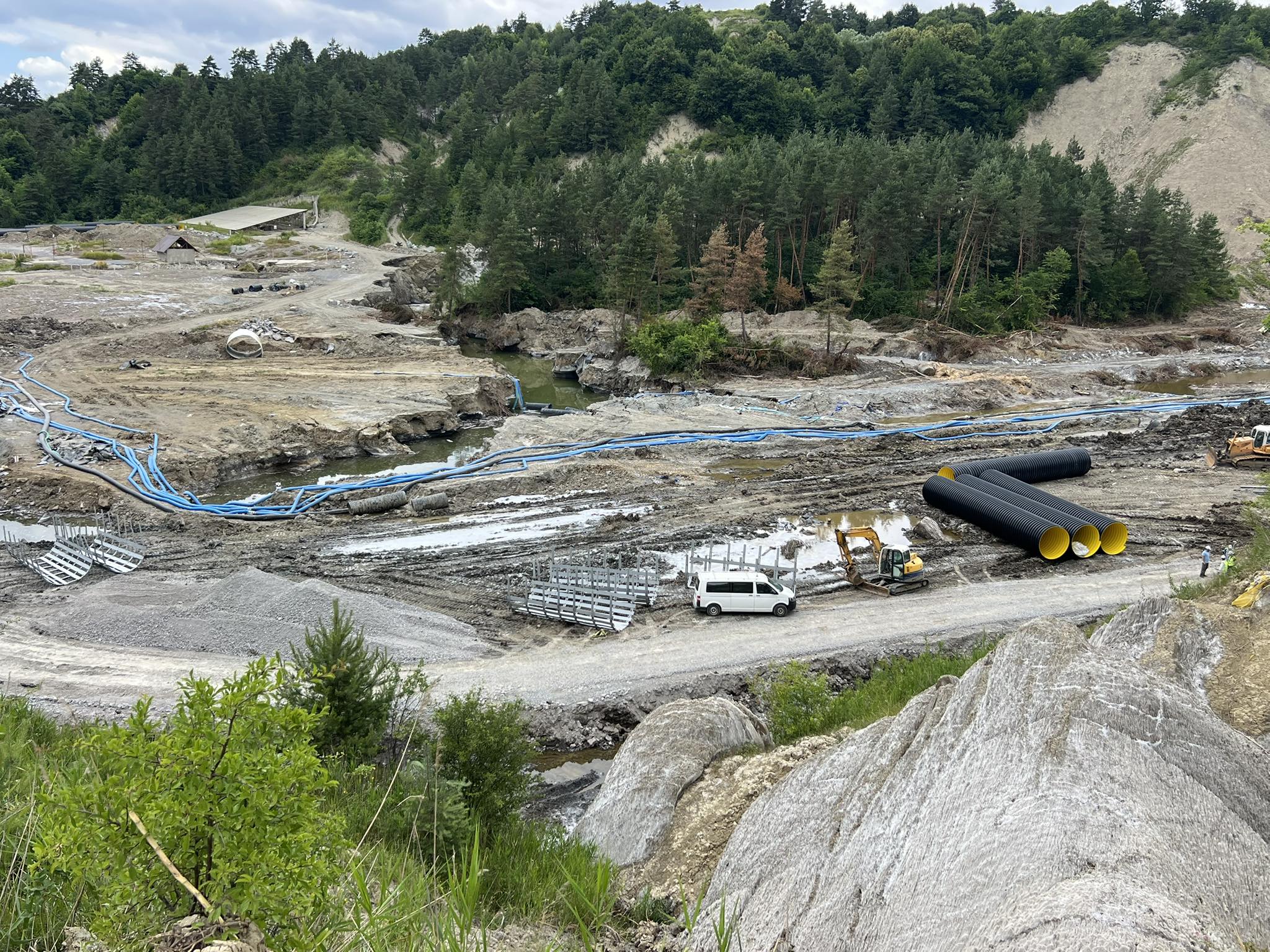 Ploile blocheză lucrările de la Praid