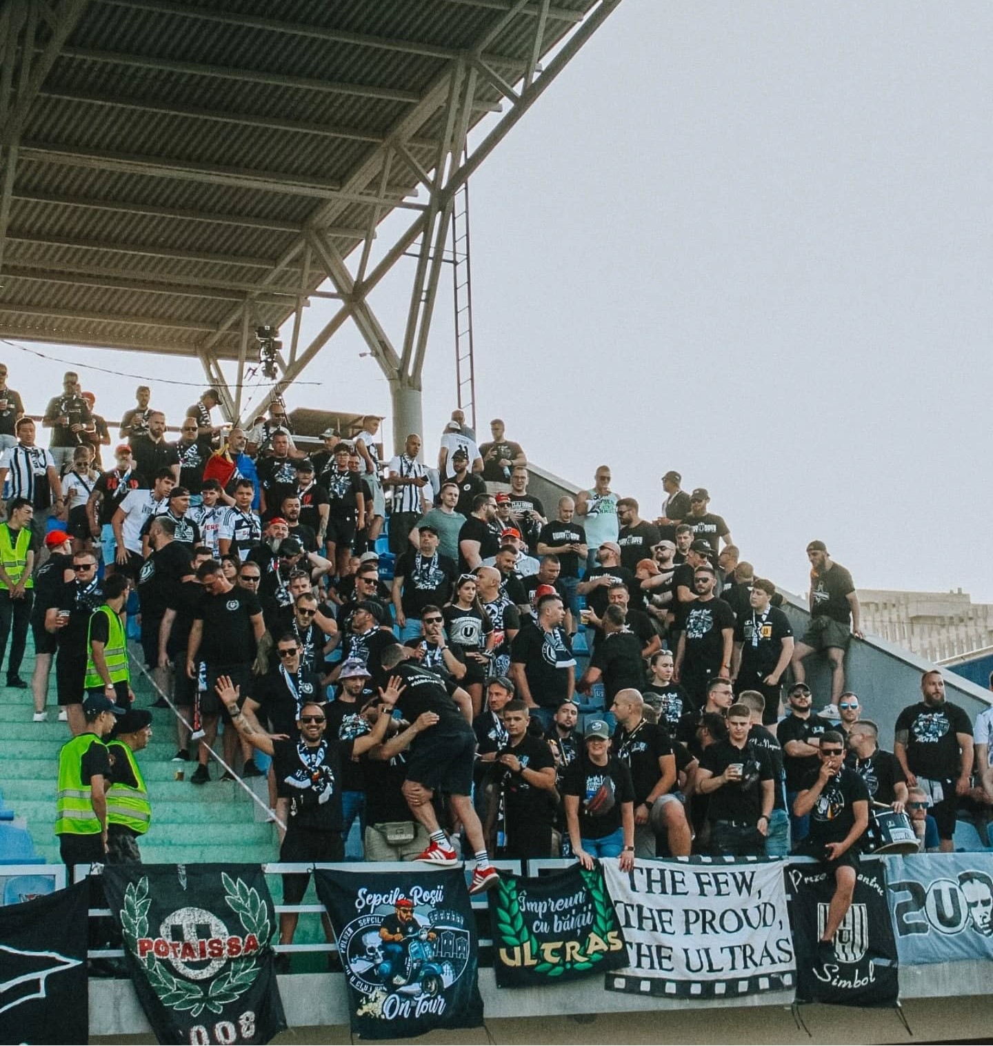 Galerie de nota 10 la Erevan, echipă de nota 4!