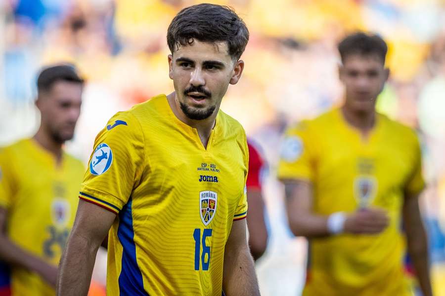 Șansa unui tricolor de la U21. Poate veni la naționala mare pentru că Lucescu vorbește franceză!