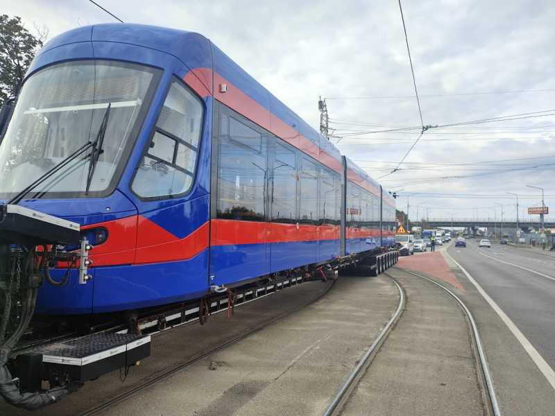 Al treilea tramvai produs la Arad a ajuns la Oradea
