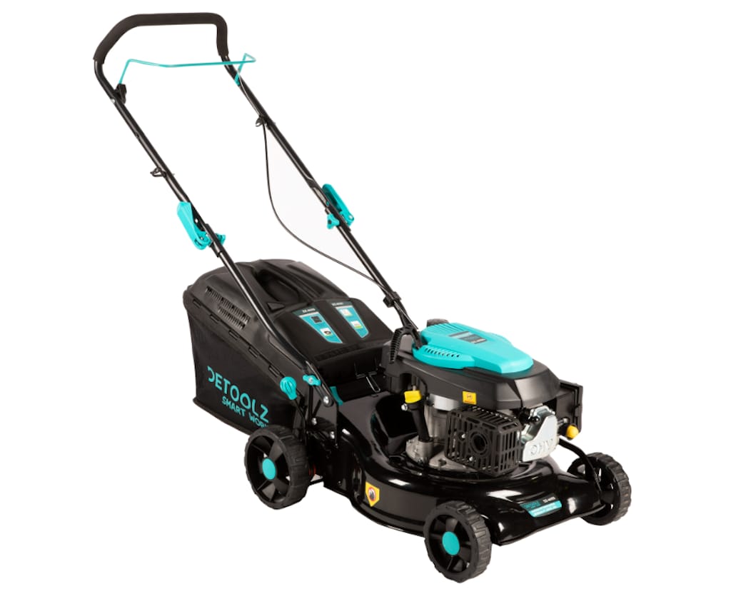 Tunderea gazonului pe terenuri accidentate: ce mașină de tuns îți trebuie