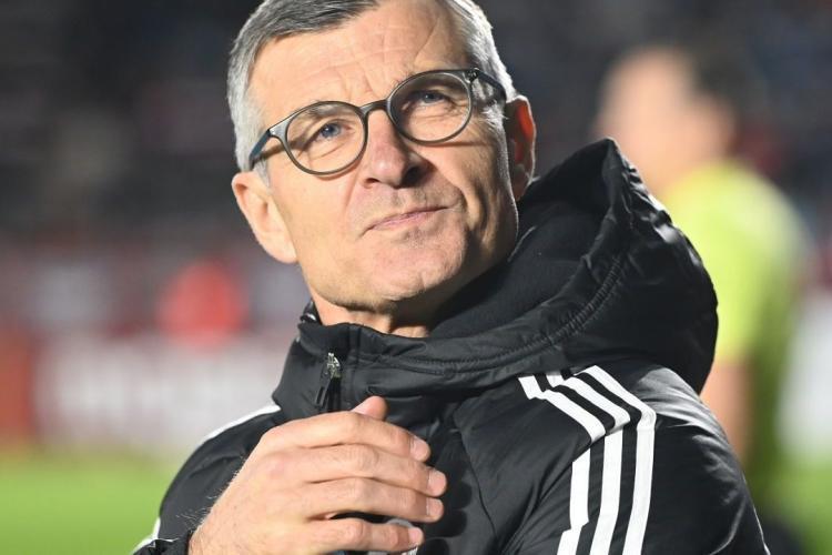 Pe cine dă vina Sabău pentru eșecul cu Ararat Armenia