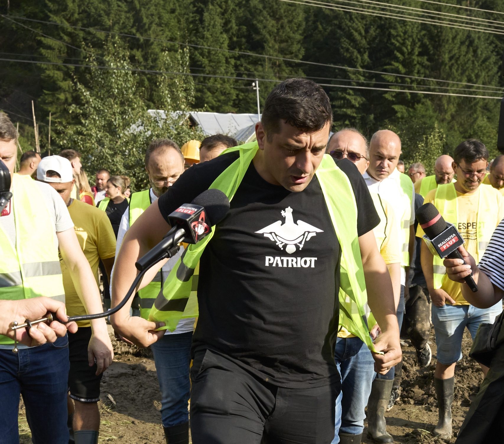 George Simion, apel la autorități: Faceți ceva, este o bombă ecologică! (video)