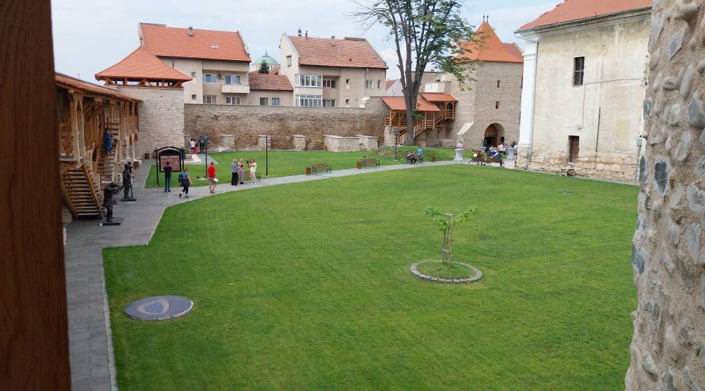 Cetatea medievală a Orăştiei, redeschisă după restaurare