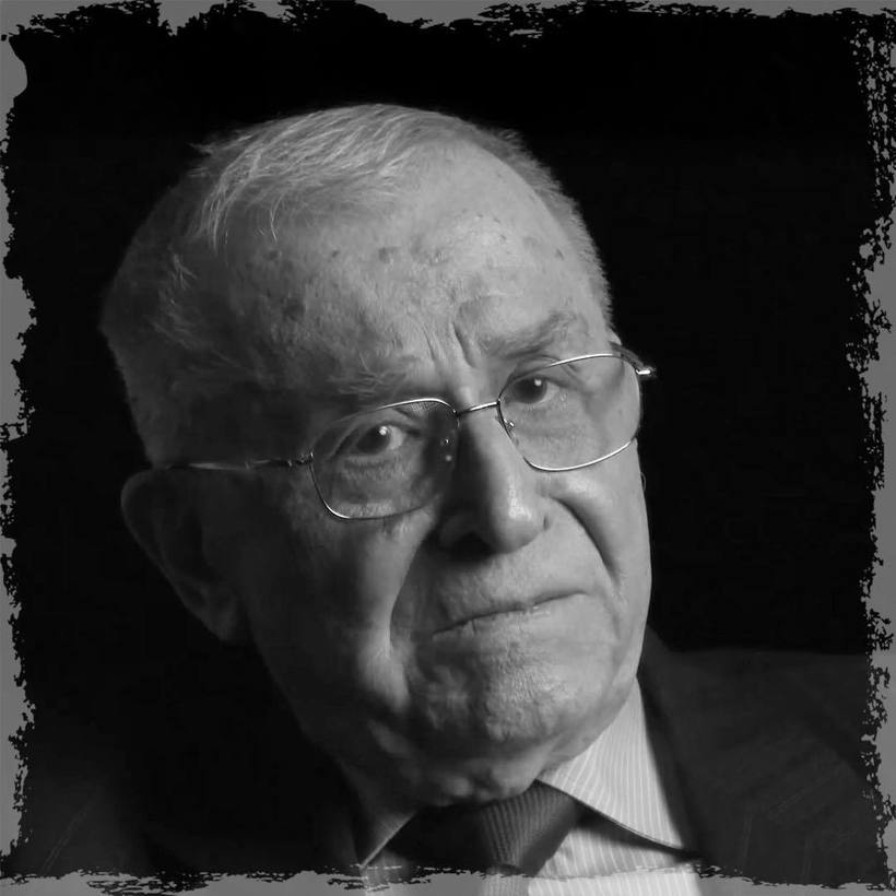 România fără Iliescu și cu Nicușor pitit în palat