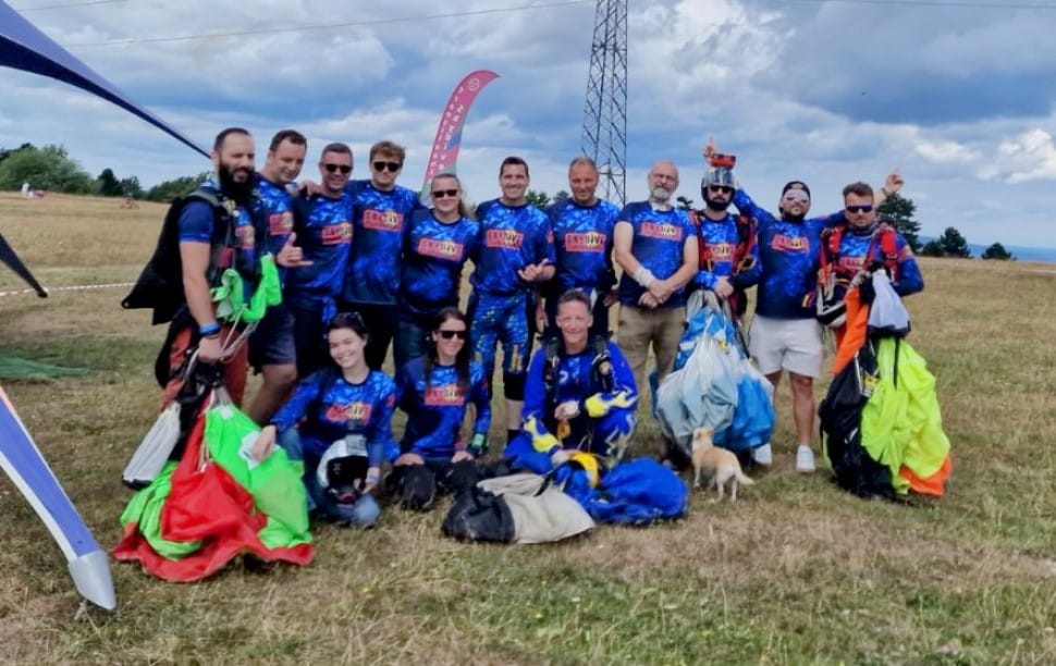 12 ore între cer și pământ