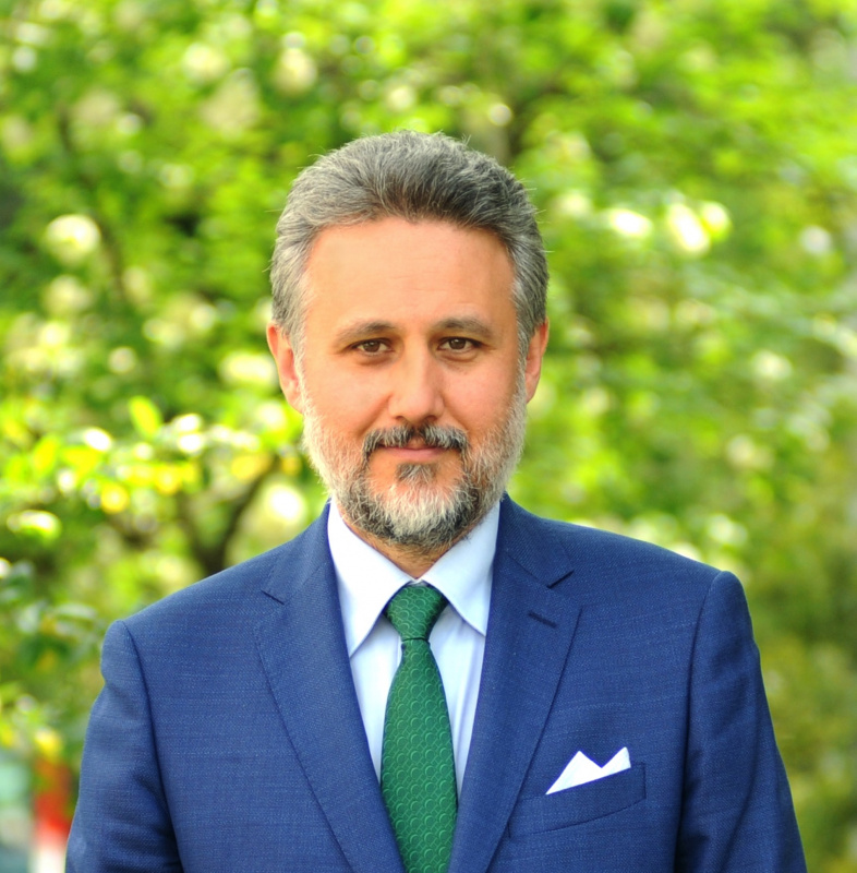 Gabriel Lazurca, de la Sf Scaun la SIE via Sorbona