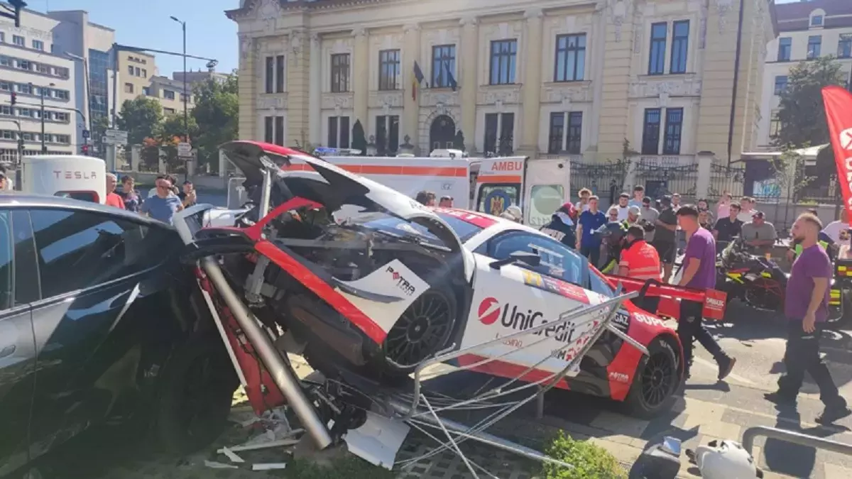 Fiul lui Mihai Leu, implicat într-un accident (video/update)